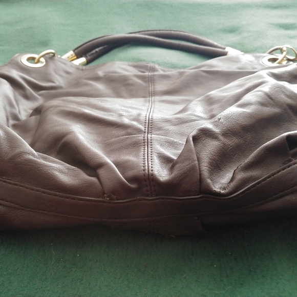 London Fog Weather or Not reversible handbag - Picture 9 of 16